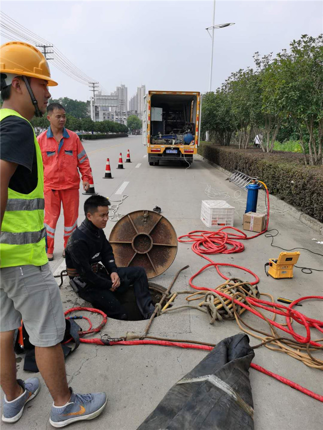 商城翻衬法管道修复技术主要工序